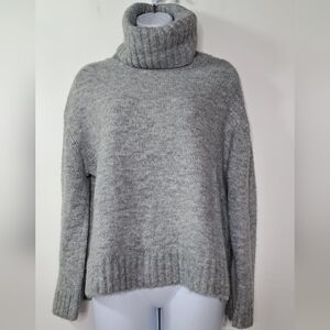 Vici Gray Soft and Cozy Sweater Size XS